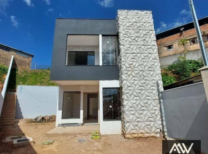 Casa Com 3 Dormitórios À Venda, 120 m² por R$480.000 - Ipiranga - Juiz de Fora/mg