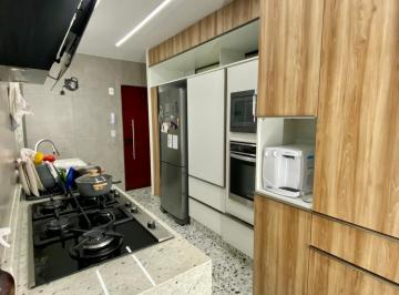 Apartamento de 4 quartos, Maceió · Imperdível! Apartamento Espaçoso E Renovado Na Ponta Verde
