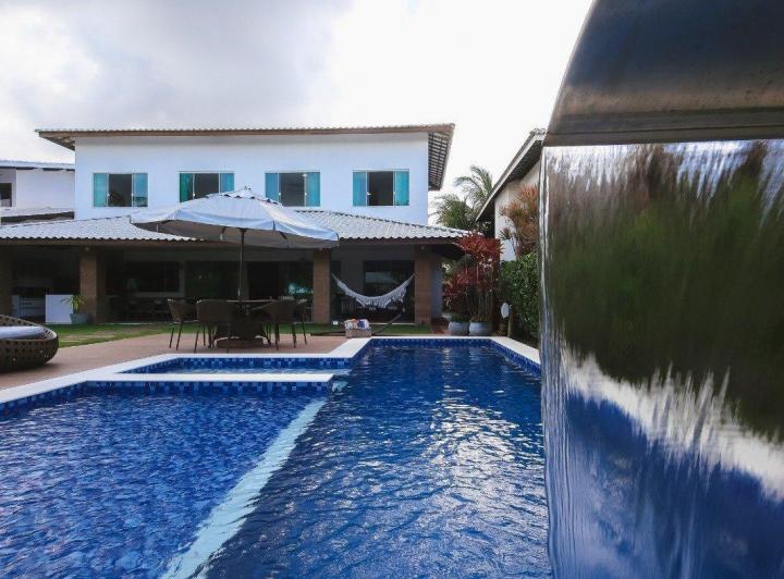 Casa Com 6 Suítes Em Guarajuba Para Venda E Locação Temporada