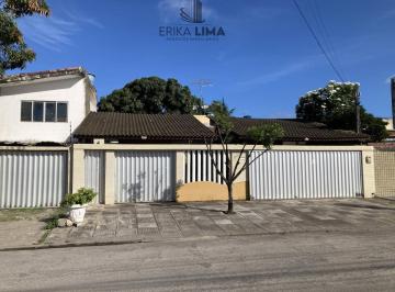 Casa · 175m² · 4 Quartos · 2 Vagas · Casa Espaçosa Com 4 Quartos Sendo Uma Suíte, Localizada Em Jardim Atlântico, Olinda - Pernambuco.