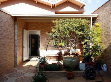 Casa · 192m² · 3 Quartos · 2 Vagas · Casa Com 192 m², 3 Dormitórios - 1 Suite - 2 Vagas - Loteamento São Francisco
