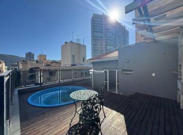6e3176dffcf3ffaed530aebd1372ddc2.jpg · Cobertura Com Piscina Na Enseada