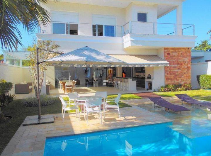 Casa Com 5 Dormitórios À Venda, 423 m² por R$4.800.000 - Acapulco - Guarujá/sp