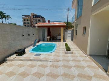 74201_337e0f8296350e86e27c8e9ae83fbfdbb6de6e5820fd7fbe7ee820ac41c4ec1c.jpg · Casa Nova Com 3 Suítes No Centro de Ubatuba!