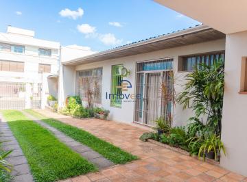 Casa · 298m² · 3 Quartos · 2 Vagas · Linda Casa a Venda Com 3 Dormitórios E Espaçosos 298 m² de Área Privativa.