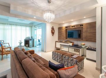 2 · Apartamento de 3 Dorms No Bairro Carvoeira