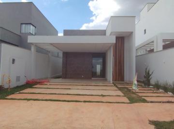 Fachada · Linda Casa Térrea No Villa Suiça