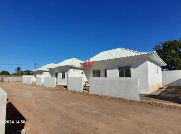 Casa · 60m² · 2 Quartos · 1 Vaga · Casa Padrão 2 Dormitórios - Oportunidade
