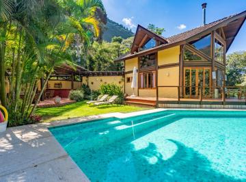 Casa · 290m² · 3 Quartos · 4 Vagas · Casa 3 Quartos Em Araras, Petrópolis.