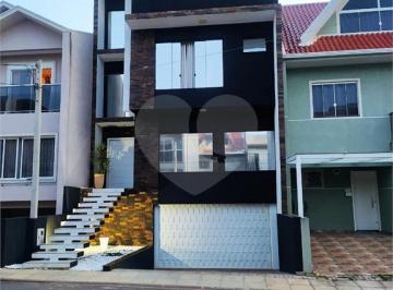 Área de Serviço · Sobrado Em Condomínio No Novo Mundo
