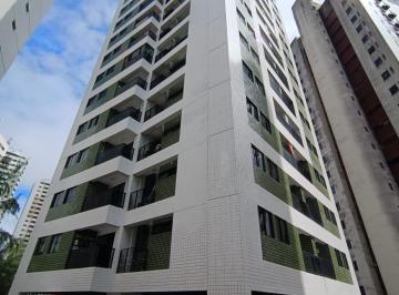 Apartamento de 2 quartos, Recife · Apartamento Com 2 Quartos Sendo 1 Suíte, Com Armários!