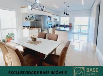 Casa de 3 quartos, Guaxupé · Casa de Alto Padrão À Venda No Bairro Nova Floresta Em Guaxupé/mg