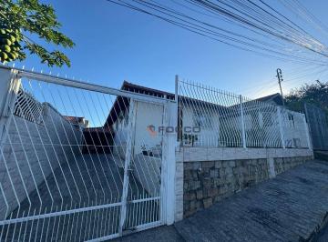 3e1258cede1ee330fdfa5b2590344588.jpg · Casa Com 4 Dormitórios À Venda, 255 m² por R$690.000 - Bela Vista - São José/sc