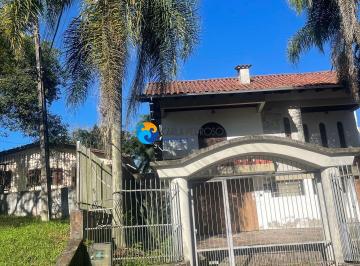 Casa · 200m² · 3 Quartos · 2 Vagas · Casa Padrão a Venda Em Criciuma
