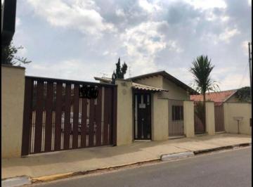 2023/07/c46350c197bf772a3751b636c986be37.jpg · Casa Com 2 Dormitórios À Venda por R$420.000 - Centro - Guaxupé/mg
