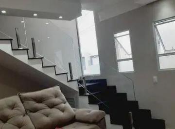 Casa · 130m² · 3 Quartos · 3 Vagas · Casa À Venda - Em Medeiros