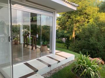 Casa · 233m² · 4 Quartos · Casa À Venda - No Parque Das Laranjeiras
