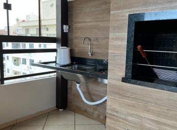 Apartamento · 160m² · 3 Quartos · 2 Vagas · Cobertura No Centro de Bombas Até 8 Pessoas