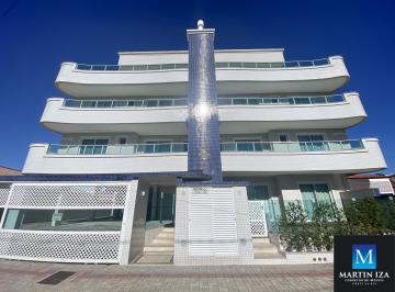 Apartamento · 160m² · 3 Quartos · 2 Vagas · Linda Cobertura Em Praia de Mariscal 150 m Do Mar!