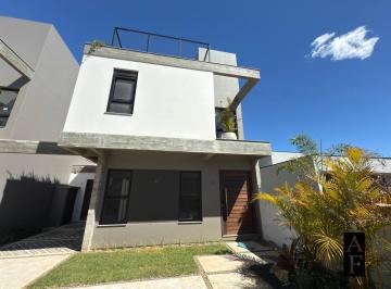 Casa · 98m² · 2 Quartos · 1 Vaga · Casa À Venda No Bairro Ferraz - Garopaba/sc