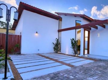 Casa de 3 quartos, Santa Cruz Cabrália · Casa de 3 Quartos Sendo 1 Suíte Em Condomínio Fechado Em Coroa Vermelha