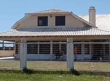 Casa de 5 quartos, Cidreira · Linda Mansão Beira Mar $600.000,00.