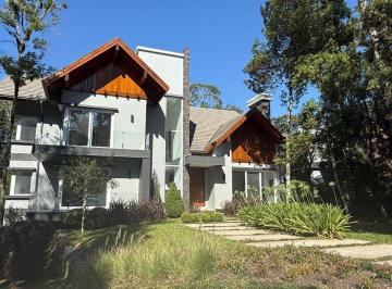 Casa · 525m² · 4 Quartos · Casa À Venda - No Vale Do Bosque