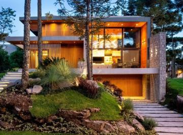 0d15b6d8-316d-4189-8fff-d69a604c4eea · Casa À Venda - Em Aspen Mountain