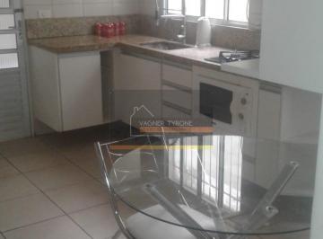 Casa · 160m² · 3 Quartos · 2 Vagas · Casa Padrão - Condominio Residencial Vila Deste