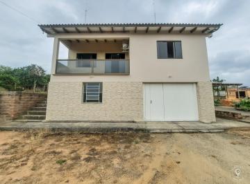 Casa · 204m² · 2 Quartos · 2 Vagas · Casa Ampla E Aconchegante