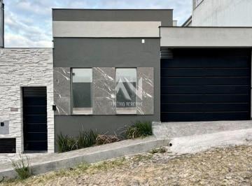 Casa · 150m² · 3 Quartos · 1 Vaga · Casa de 3 Quartos Com Fino Acabamento