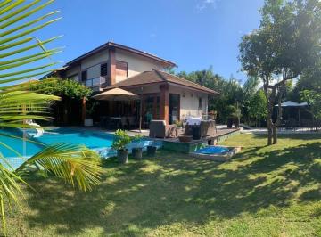 Casa · 320m² · 5 Quartos · 2 Vagas · Casa de Alto Padrão Com 5 Suítes Em Condomínio Disponível Para Venda Na Praia Do