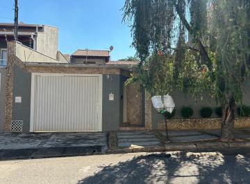 Casa de 3 quartos, Tatuí · Casa a Venda Em Tatui