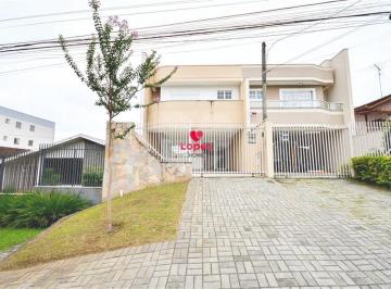 Fachada · Sobrado 3 Suites / 1 Ampla Garagem Com Quintal E Muita Segurança.