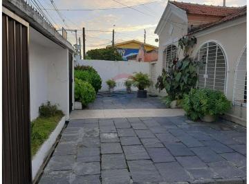 Casa · 282m² · 4 Quartos · 4 Vagas · Excelente Casa Solta