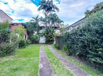Casa · 263m² · 3 Quartos · 5 Vagas · Casa Duplex Com 3 Quartos, Sendo 1 Suíte
