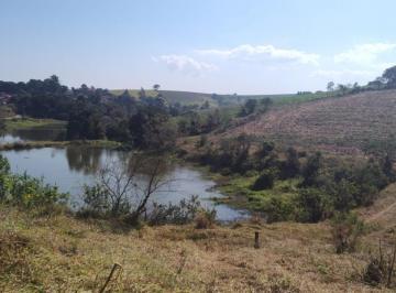 Rural · 150m² · 3 Quartos · 4 Vagas · Sítio Para Venda Em Pinhalzinho, Zona Rural, 3 Dormitórios, 1 Banheiro, 4 Vagas