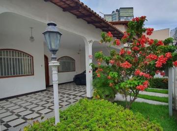 Casa · 300m² · 5 Quartos · 2 Vagas · Casa À Venda - Centro de Vila Velha