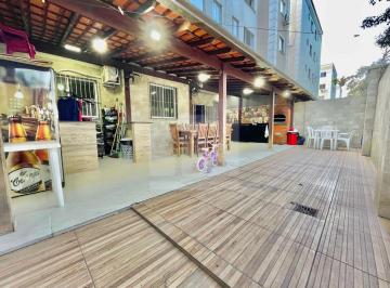 Apartamento de 2 quartos, Serra · Apartamento 2 Quartos Com Quintal Em Colina de Laranjeiras.