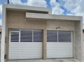 Casa de 4 quartos, Aracaju · Vendo Excelente Casa. Totalmente Reformada. 4/4. 2 Suítes. Ponto Novo