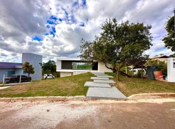 Casa · 260m² · 4 Quartos · 6 Vagas · Casa a Venda No Condominio Mirante Do Fidalgo