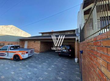 e4f0da36f4c8b72744a57a1854ed7bf7.jpg · Casa Semi - Mobiliado | 4 Quartos | 400 m² | 3 Suite | Rebouças - Curitiba/pr