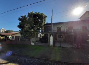 Apartamento · 121m² · 4 Quartos · 1 Vaga · Amplo Triplex Próximo a Unisc Santa Cruz Do Sul