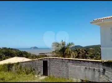 Área de Serviço · Terreno Com Escritura E Rgi a Venda