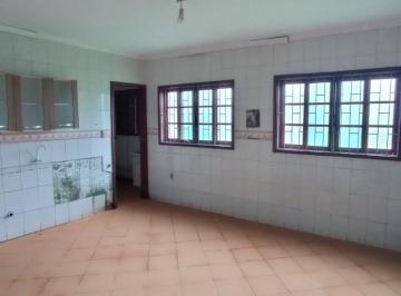 1 · Casa Com 03 Dormitórios E 02 Suítes!