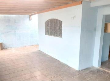 https://static.orulo.com.br/images/properties/large/1839394.jpeg?1721885201 · Casa - Castelo