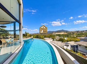 a6f04bcd2bdb5c4b4d81c3e3.jpg · Casa de Alto Padrão À Venda Em Atibaia | 3 Suítes | Piscina Com Borda Infinita | Vista Para Pedra Gr