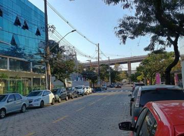 knpcb5i2nmfkmwu3zmmyotk4_md · Aluguel Salas 25 m² Cada É Andar Corporativo 180 m²