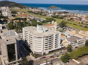 Apartamento · 90m² · 3 Quartos · 2 Vagas · Apartamento Com 3 Dormitórios No Centro a 500 m Do Mar