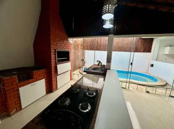 9311b79d143bb0dac0a58b06da17c7ec.jpg · Casa Com 2 Dormitórios À Venda, 108 m² por R$580.000 - Madri - Palhoça/sc